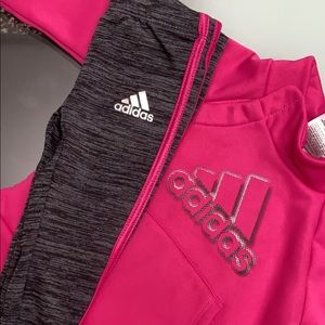 All outfits are 6months